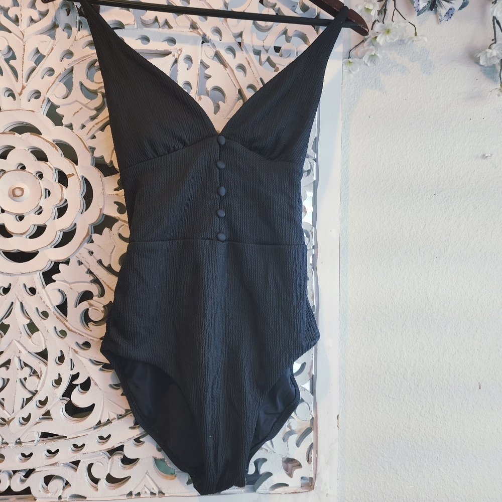 RED CARTER JUANITA BLACK BODYSUIT EUC WOMENS SIZE MEDIUM - Picture 2 of 12